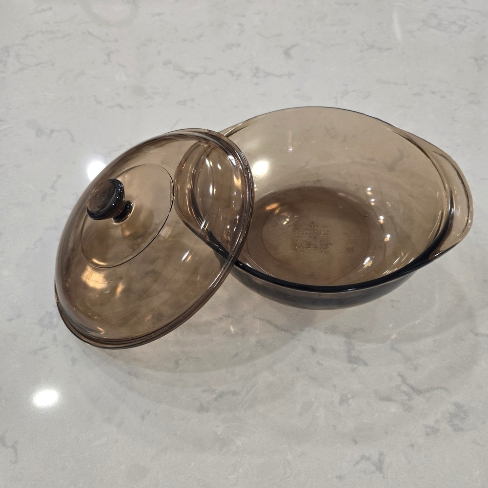 Pyrex Fireside Smoked Glass Casserole Dish with Lid 1.5L Round 623-B Vintage